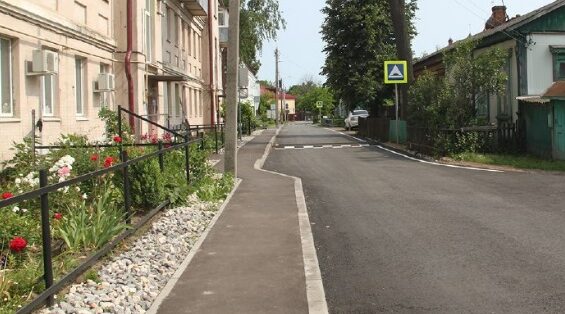 В Брянске по нацпроекту обновляют небольшие улицы