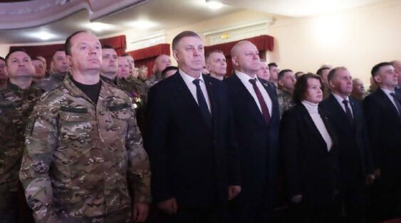 Накануне Дня защитника Отечества наградили бойцов «БАРС-Брянск»