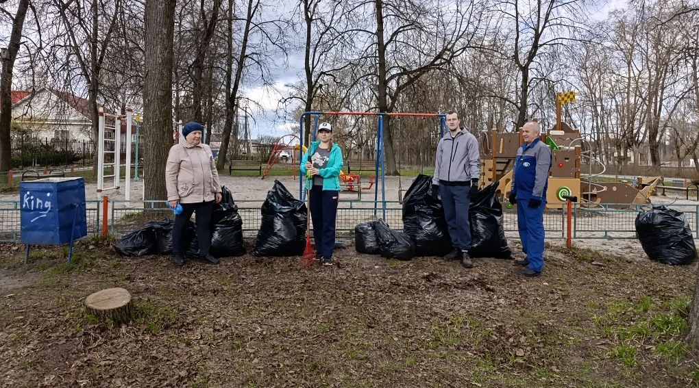 Сельцовцы активно потрудились на субботнике