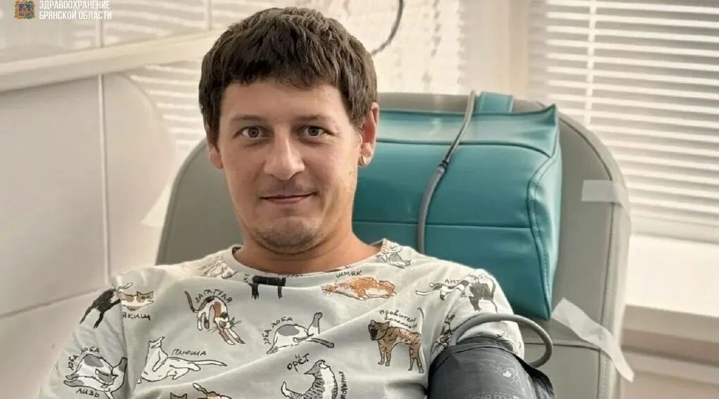 Максим Иваныкин получил звание Почётного донора России