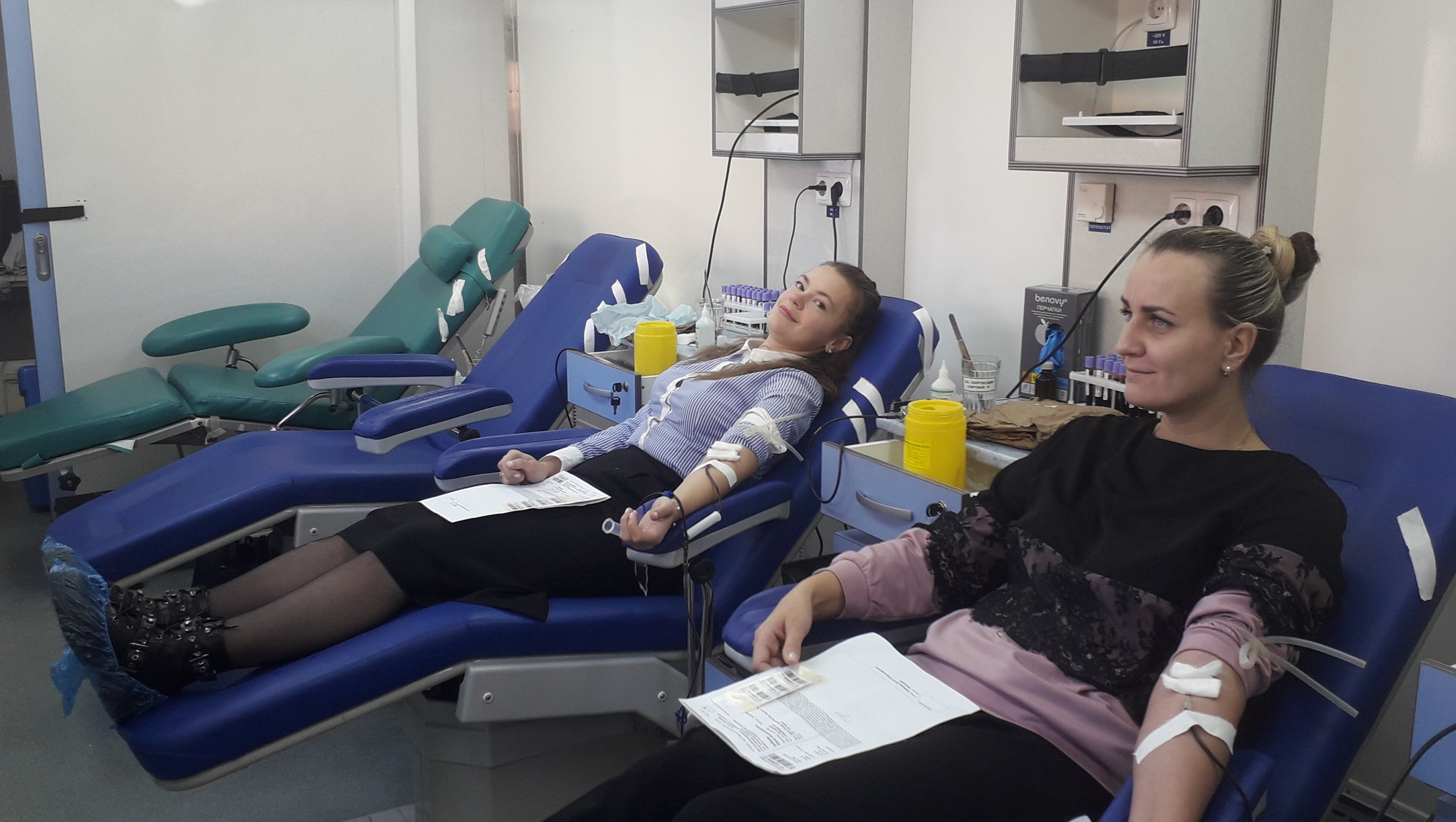 Донорство крови брянск. Брянск станция переливания крови цены за кровь в Брянске.