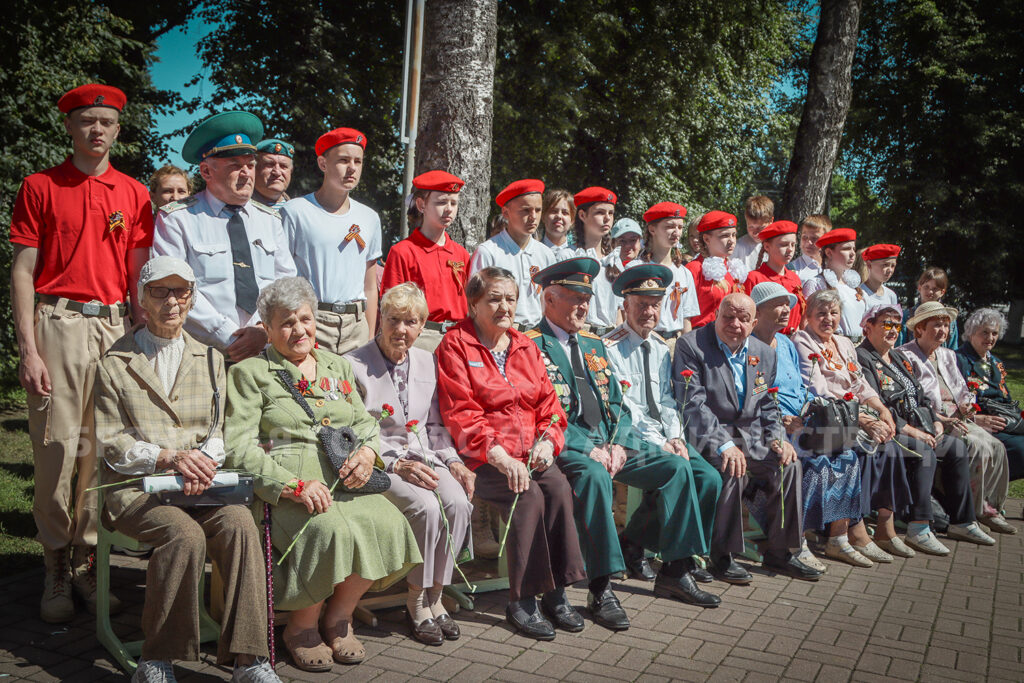 В городе Брянске проходят мероприятия, приуроченные ко Дню памяти и скорби