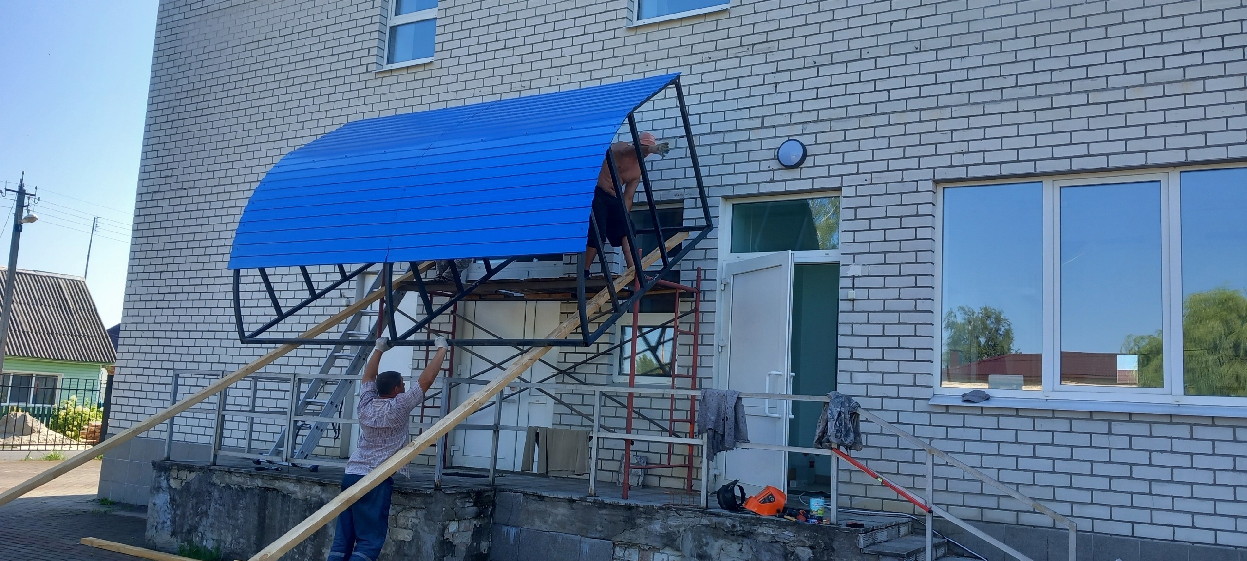 В Сельцо продолжаются работы по благоустройству