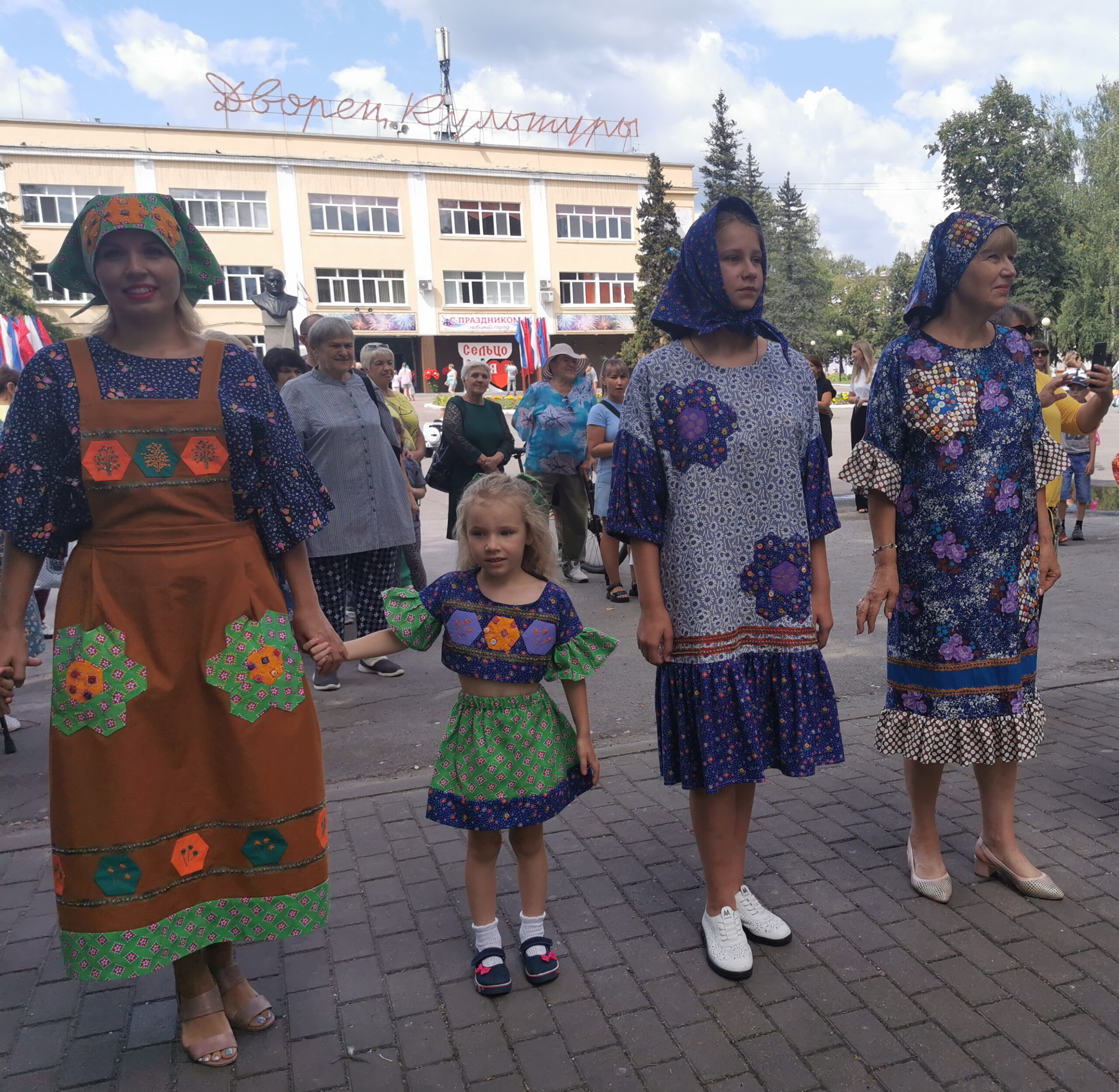 Юных сельцовцев порадовали конкурсы и мастер-классы