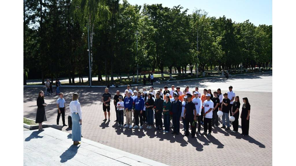 В День солидарности в борьбе с терроризмом в городе Брянске состоялся митинг