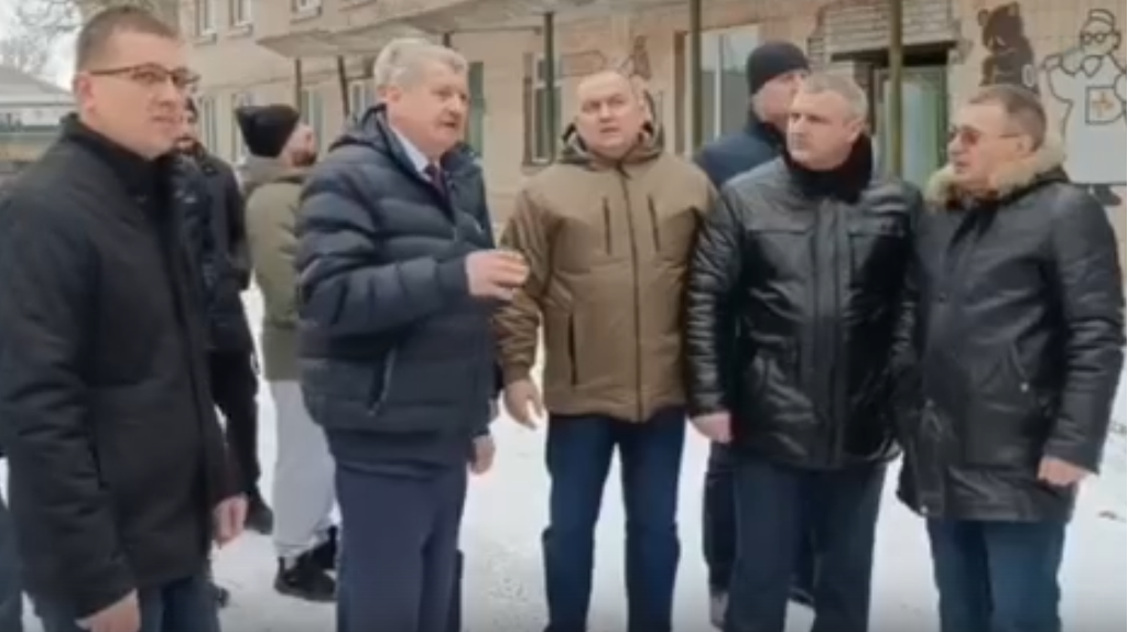 В 2025 году брянские строители продолжат работать в Брянке ЛНР