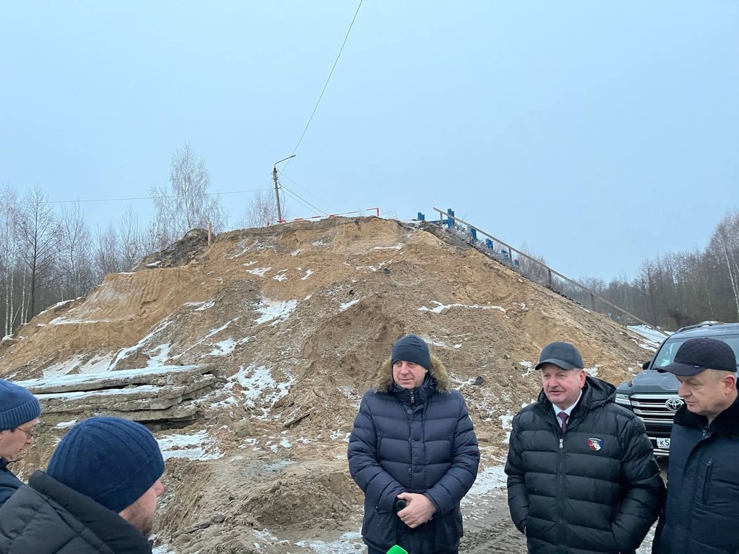 В Унече продолжается капитальный ремонт путепровода