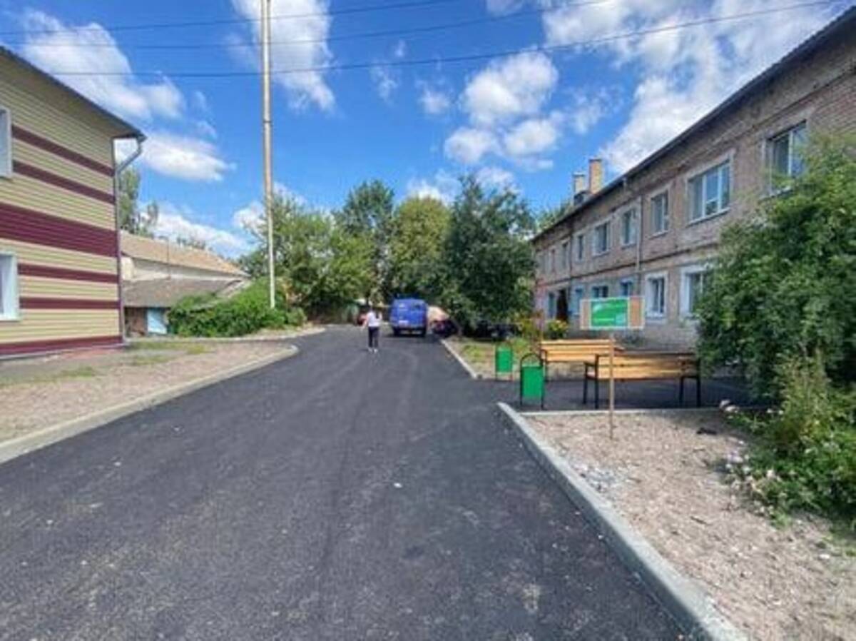 На Брянщине за 8 лет по нацпроекту благоустроили более 1,1 тысячи дворов