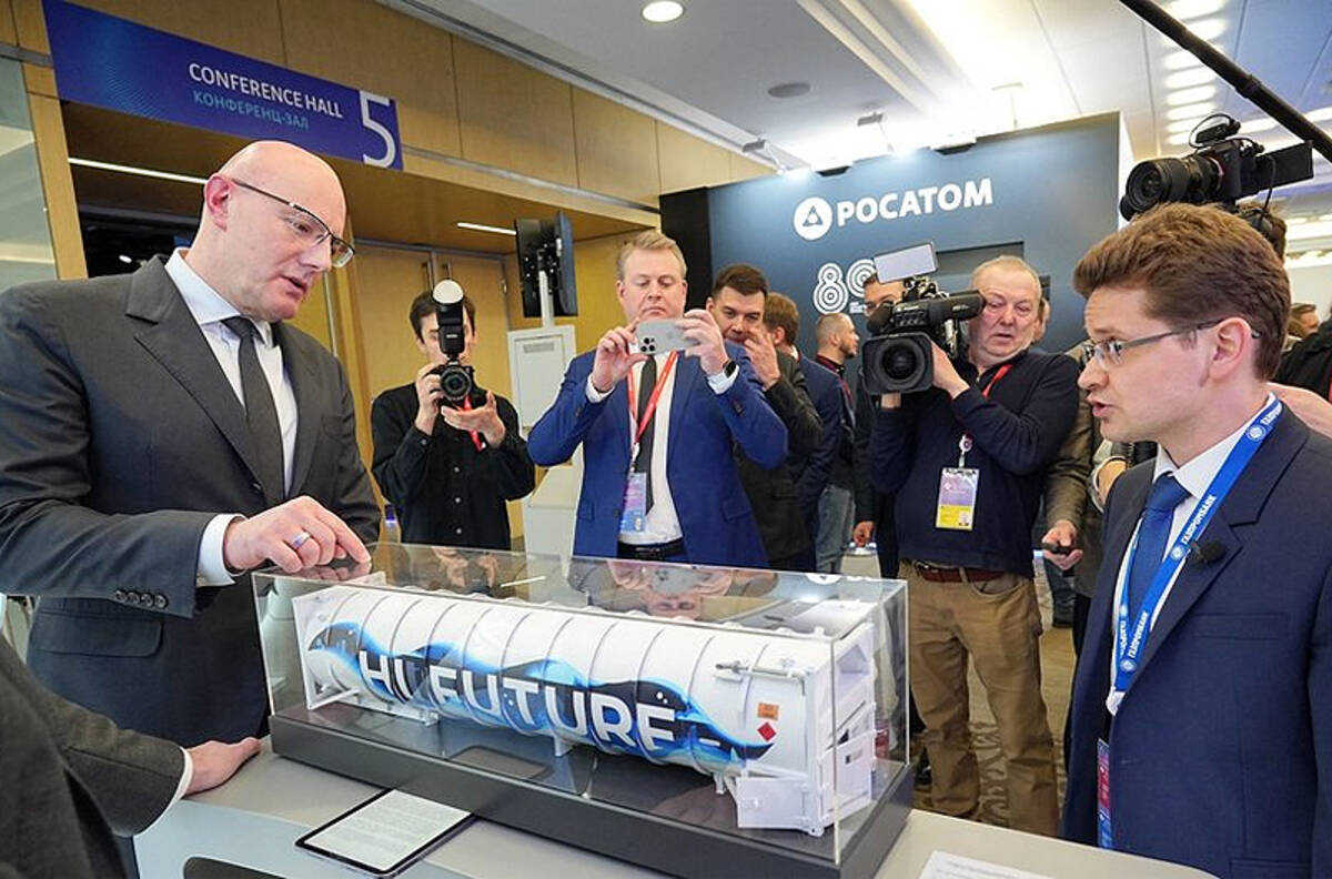 Д.Чернышенко сказал, что технологический суверенитет России достижим в тандеме науки, бизнеса и государства