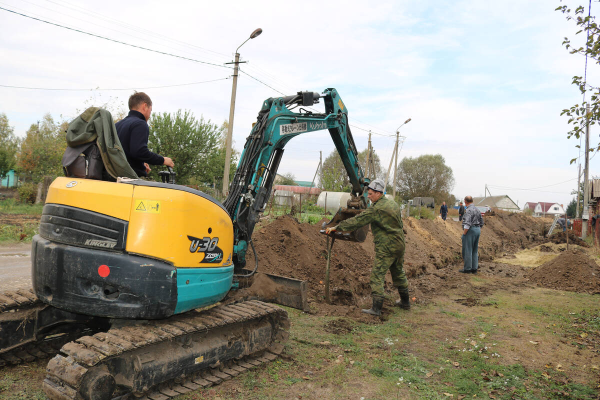 В Комаричском районе капитально отремонтируют водопроводную сеть