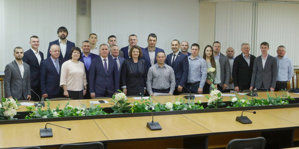 В городе Брянске наградили героев спорта