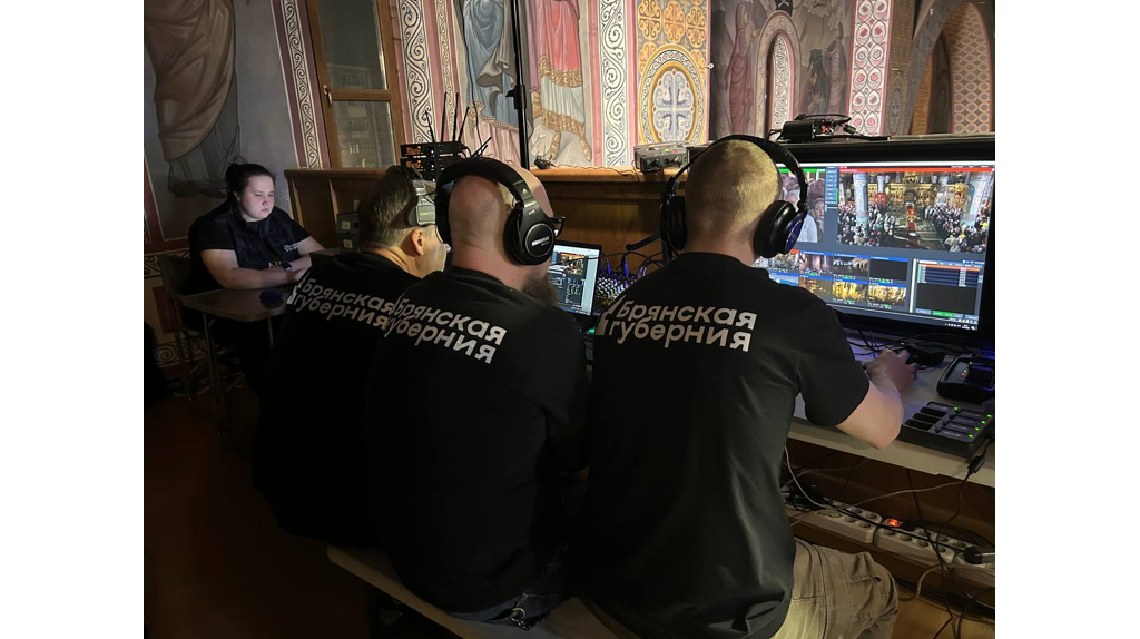 Пасхальное богослужение из кафедрального собора Брянска транслировала «Брянская Губерния»