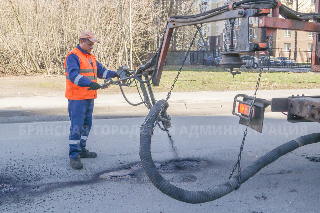 В Брянске заработали асфальтовые заводы