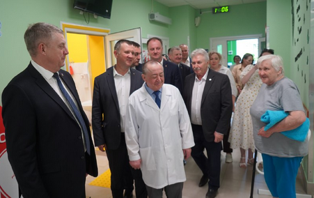 А.Богомаз с рабочим визитом посетил реабилитационный центр в селе Юдиново Погарского района