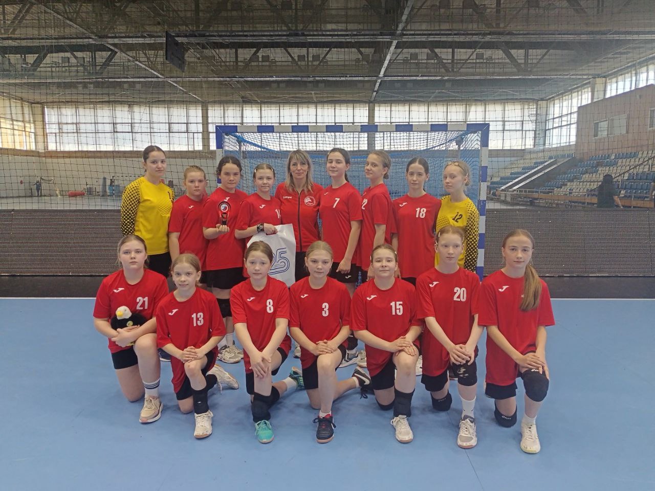 Сельцовские гандболистки в составе сборной региона достойно выступили в финале всероссийских соревнований