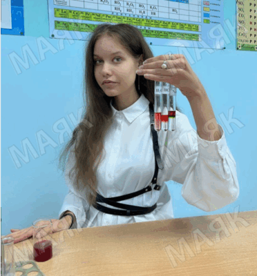 Школьница из Новозыбкова получила 100 баллов на ЕГЭ по химии