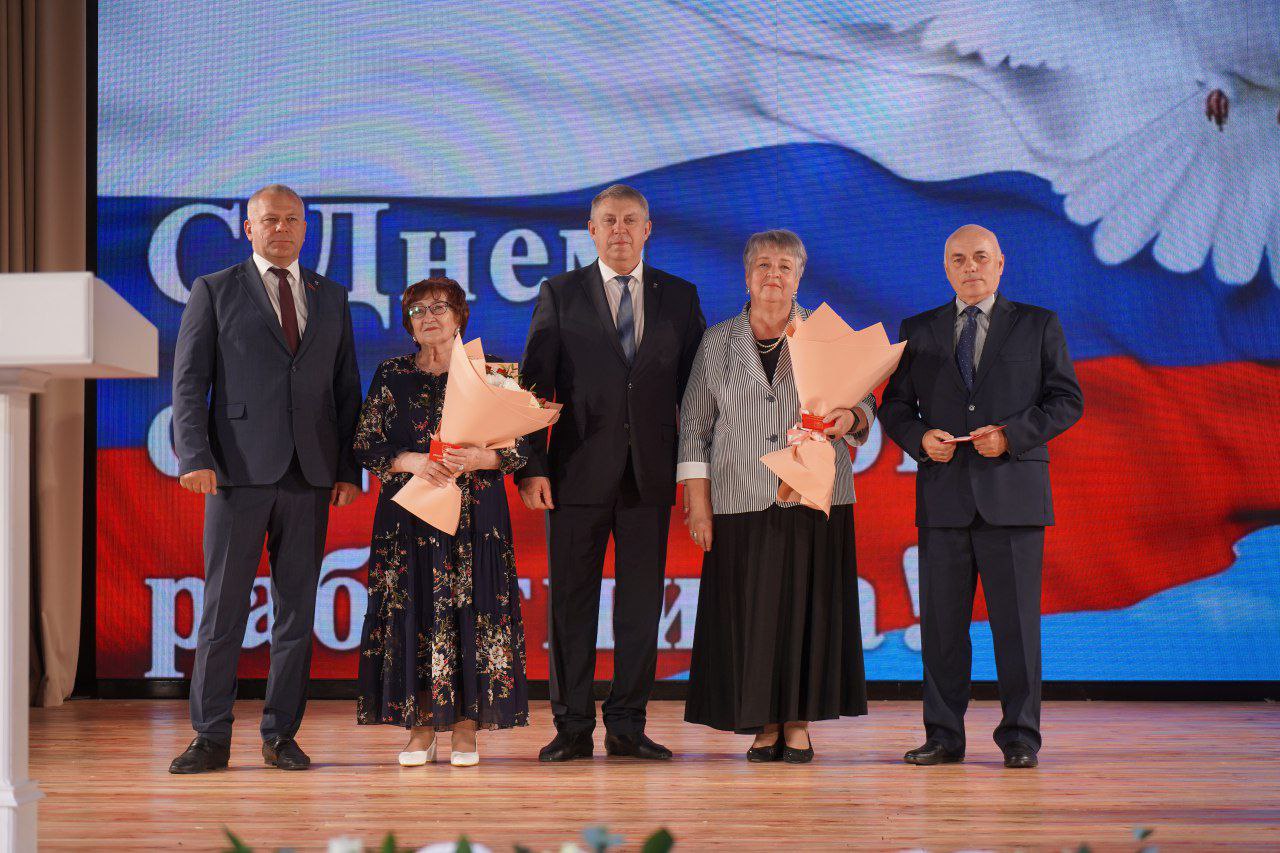 В Брянске поздравили социальных работников