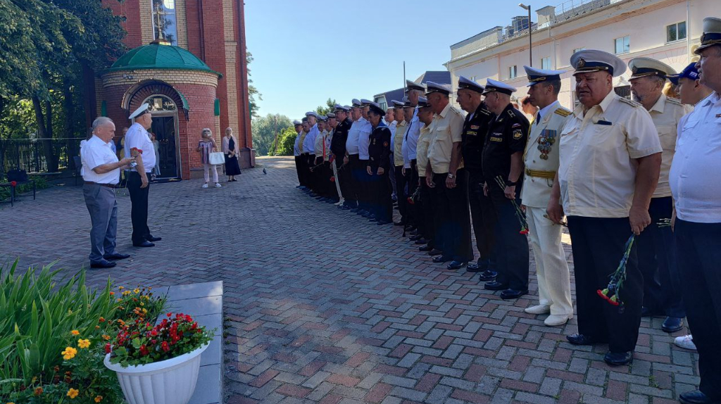 Брянские моряки отмечают День ВМФ