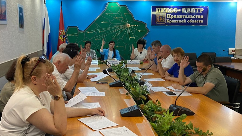 В городе Брянске прошло очередное заседание Избирательной комиссии региона