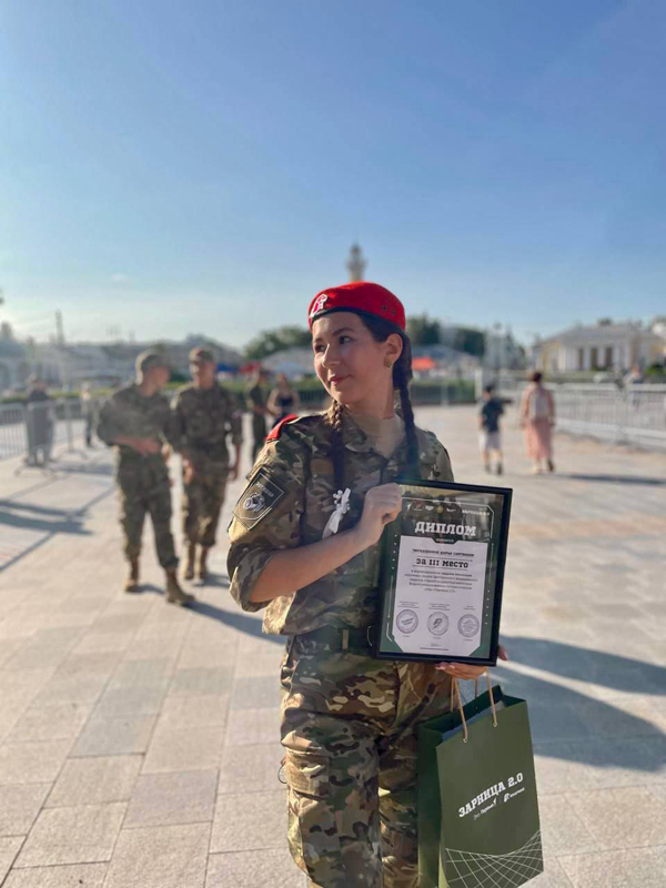 Жуковская школьница вошла в тройку лучших юных военкоров ЦФО