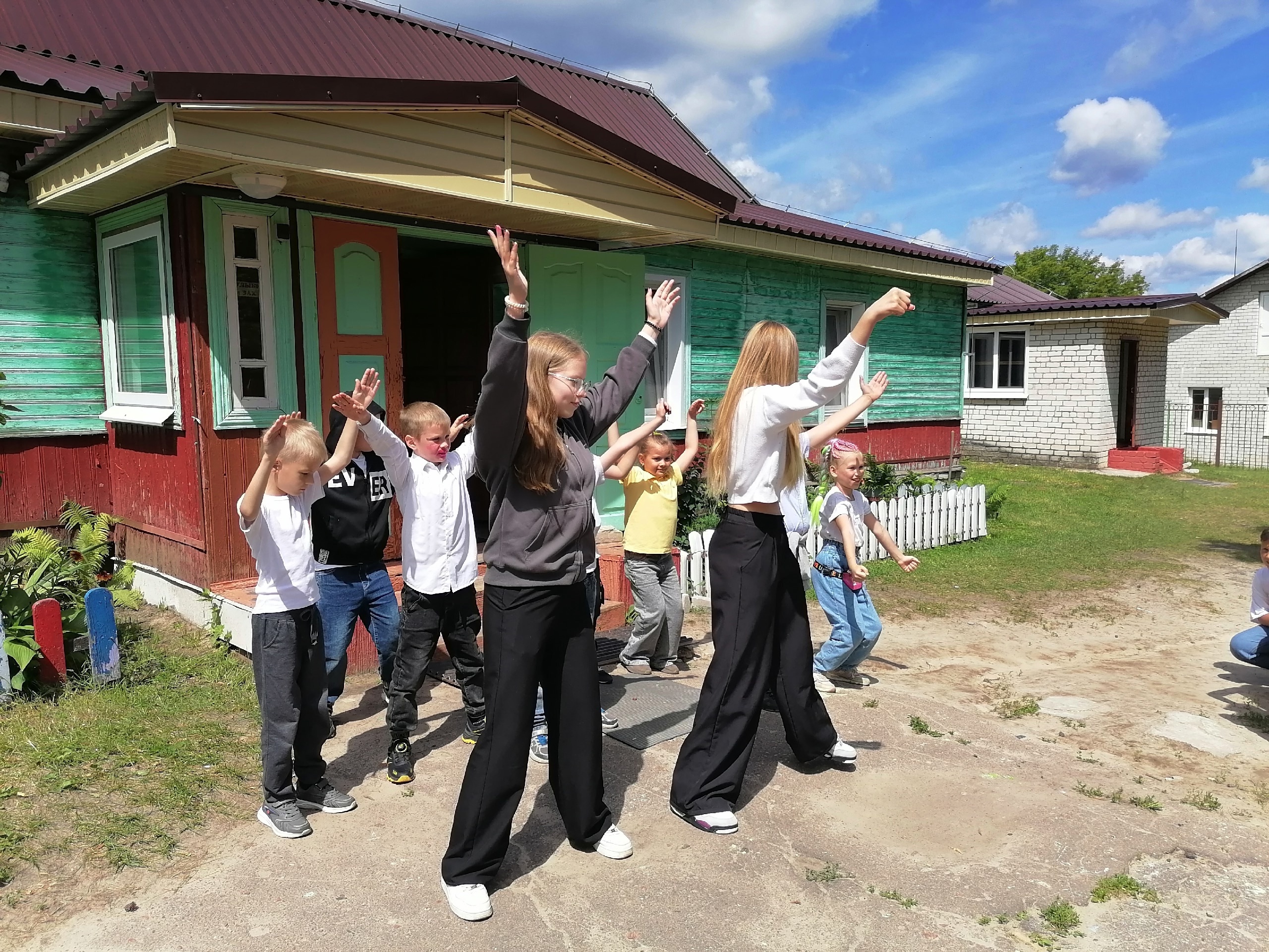 Сельцовские дети активно провели первый летний месяц