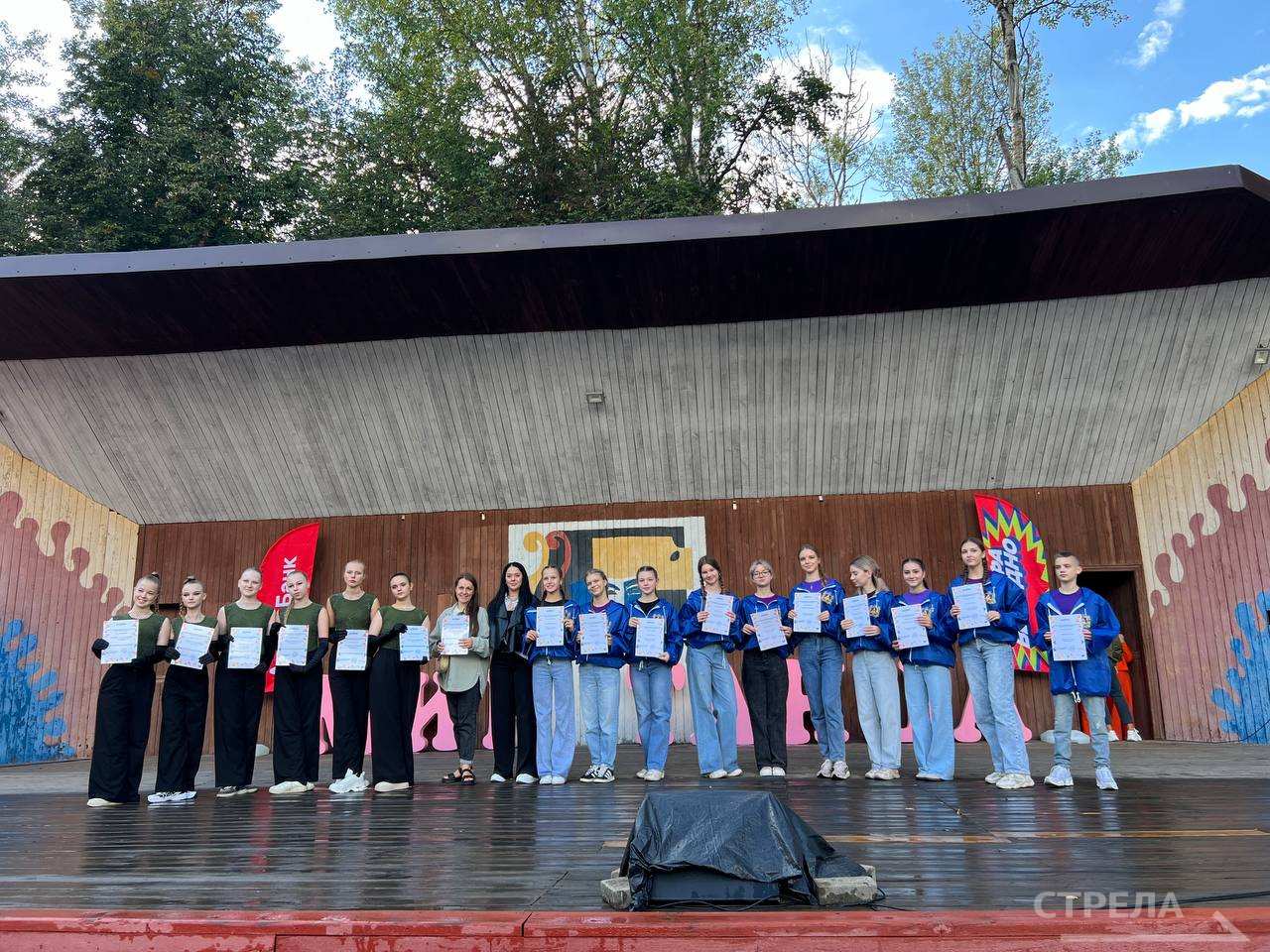 В Брянске прошел уличный праздник «Зажигай в ритме лета»