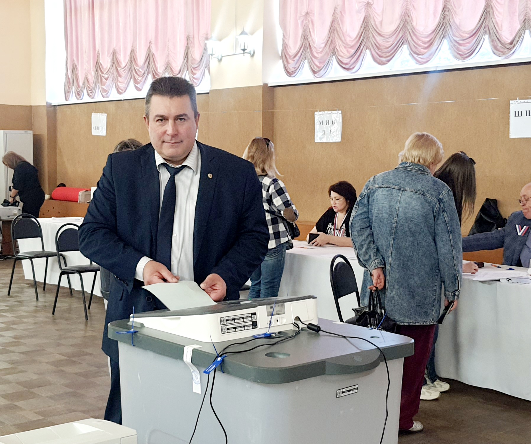 На выборах Губернатора Брянской области проголосовал глава города Сельцо