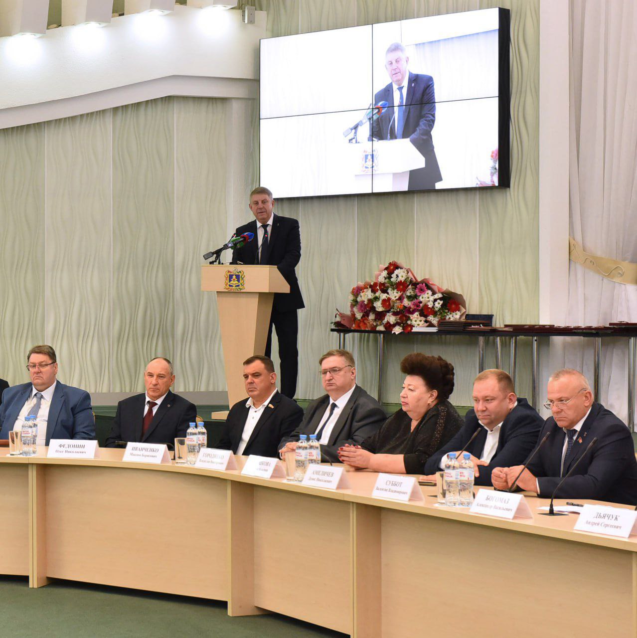 В Брянске поздравили сотрудников и ветеранов машиностроительной отрасли