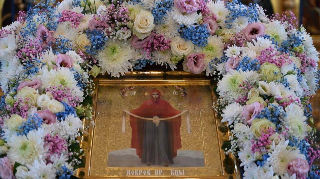 Православные брянцы отмечают Покров Пресвятой Богородицы