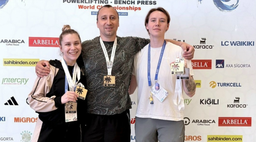 Брянцы с нарушением зрения завоевали три золота на чемпионате мира по пауэрлифтингу