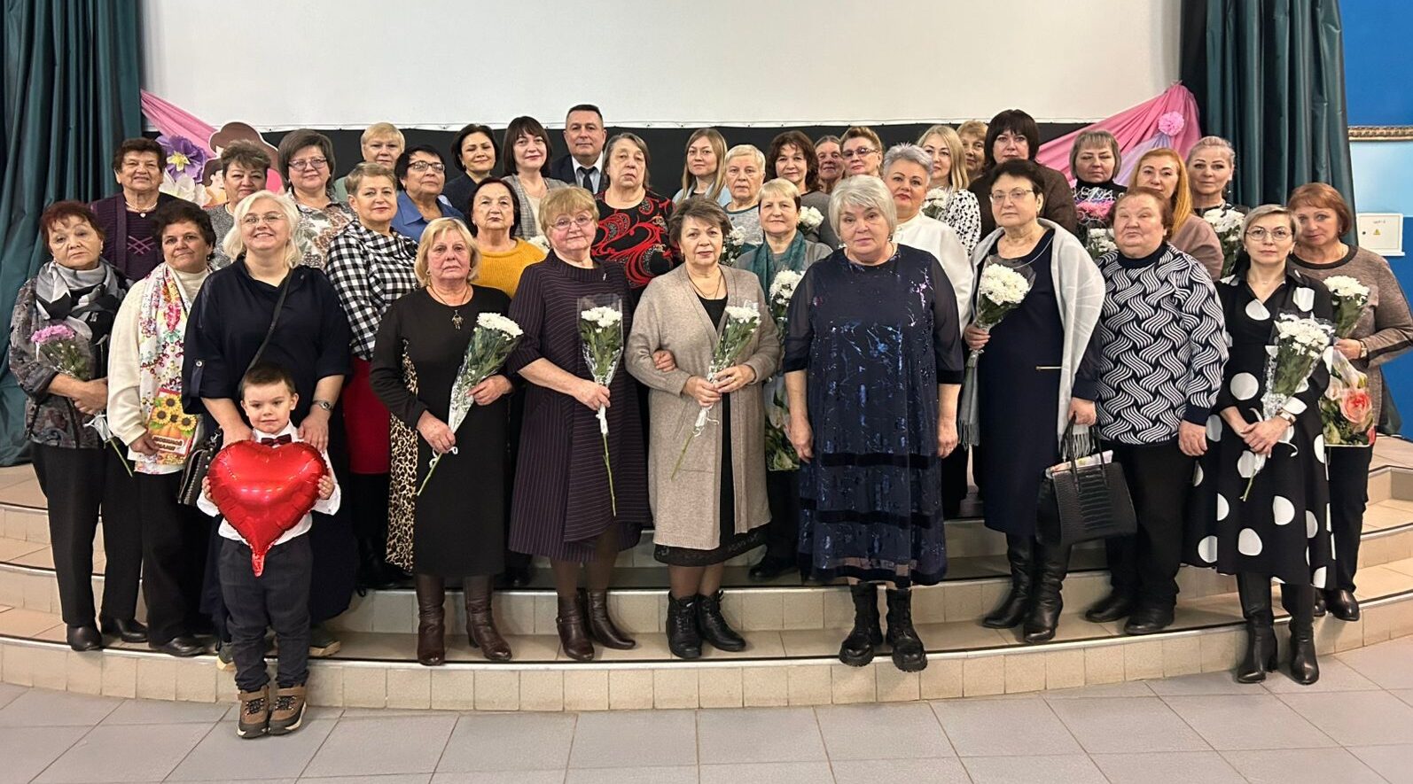 В Сельцо тепло поздравили матерей