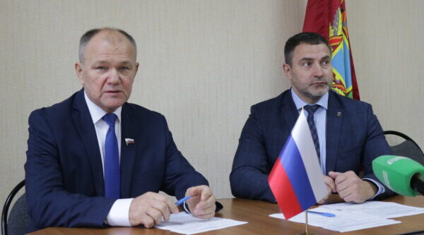 Депутат Государственной Думы Николай Щеглов посетил Навлинский район