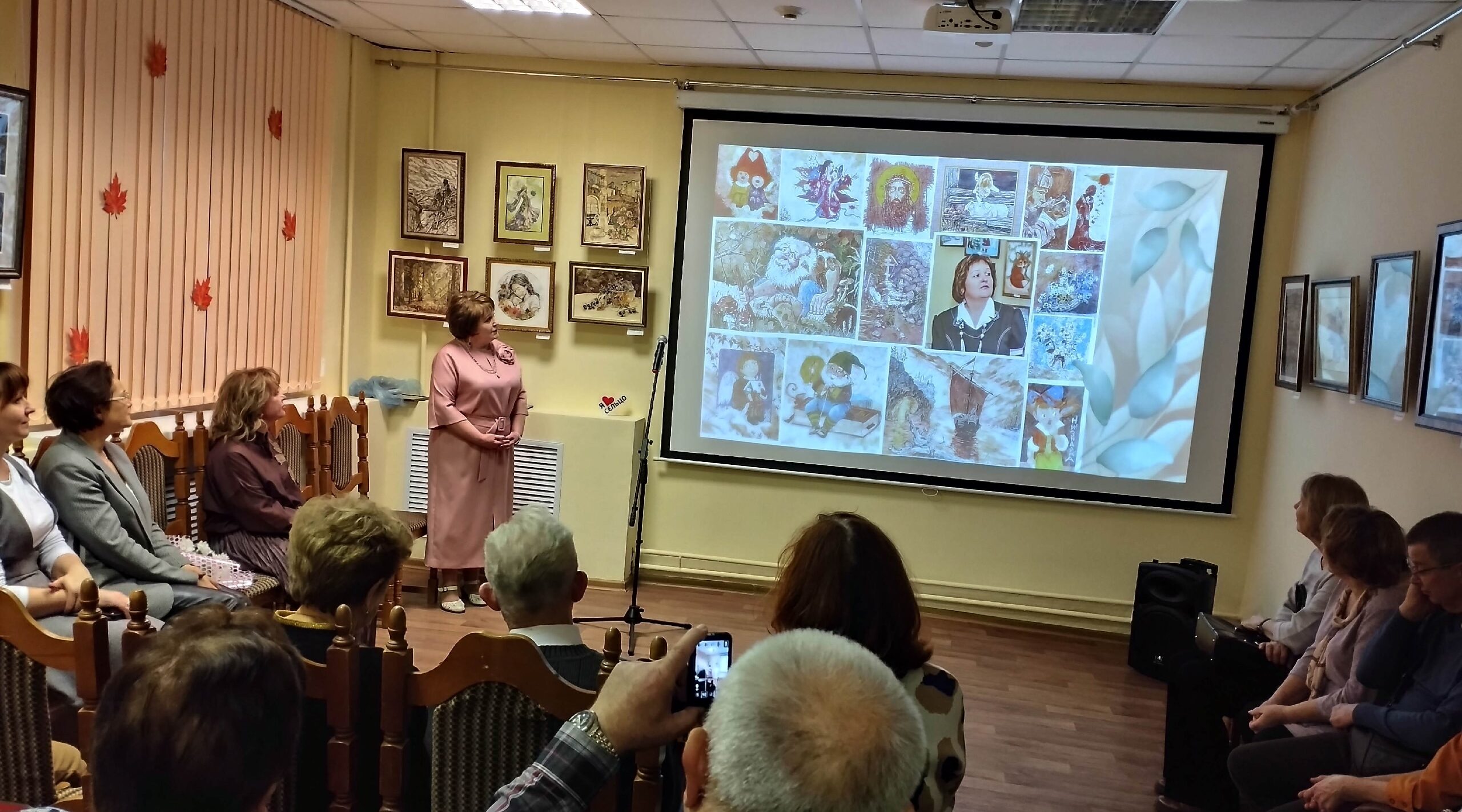 В Сельцо открылась удивительная выставка «Палитра природы»