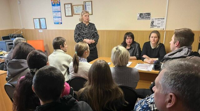 В Сельцо прошла ярмарка вакансий для ищущих работу граждан