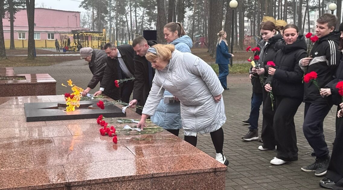 В Сельцо в День неизвестного солдата прошли памятные мероприятия