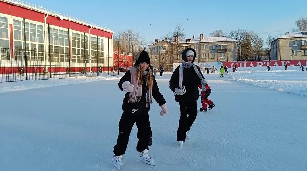 В Брянске функционируют 7 больших катков