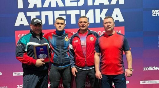 Брянцы вошли в пятерку сильнейших команд Кубка России по тяжелой атлетике