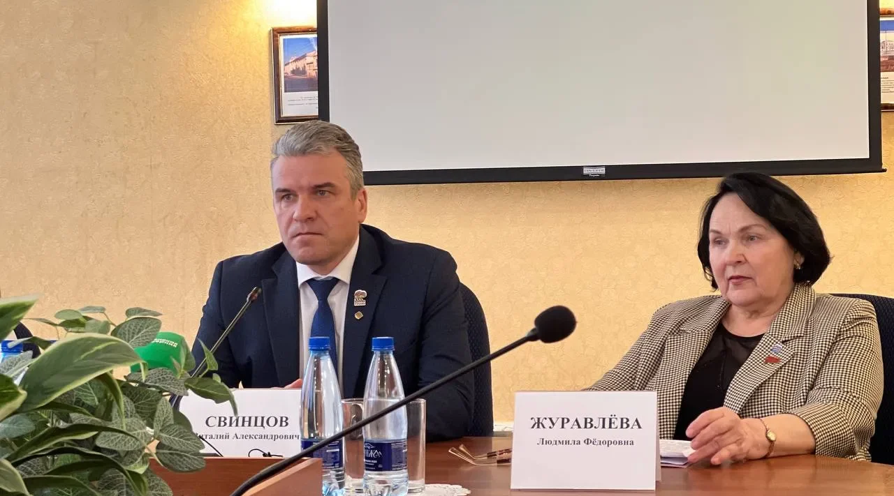 В Брянске наградили журналистов