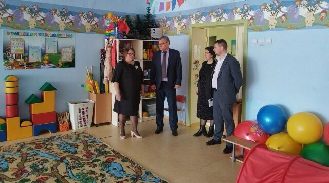 Заместитель Губернатора Брянской области Юрий Никифоров посетил Выгоничский район