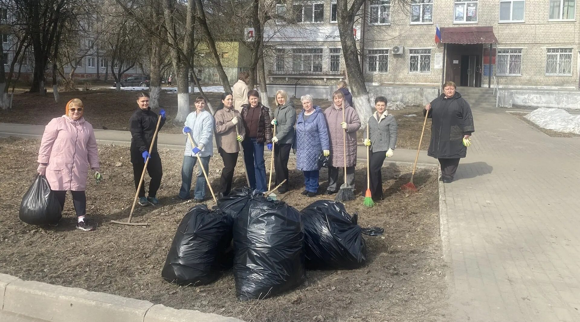 Сельцовцы активно включились в наведение порядка в городе