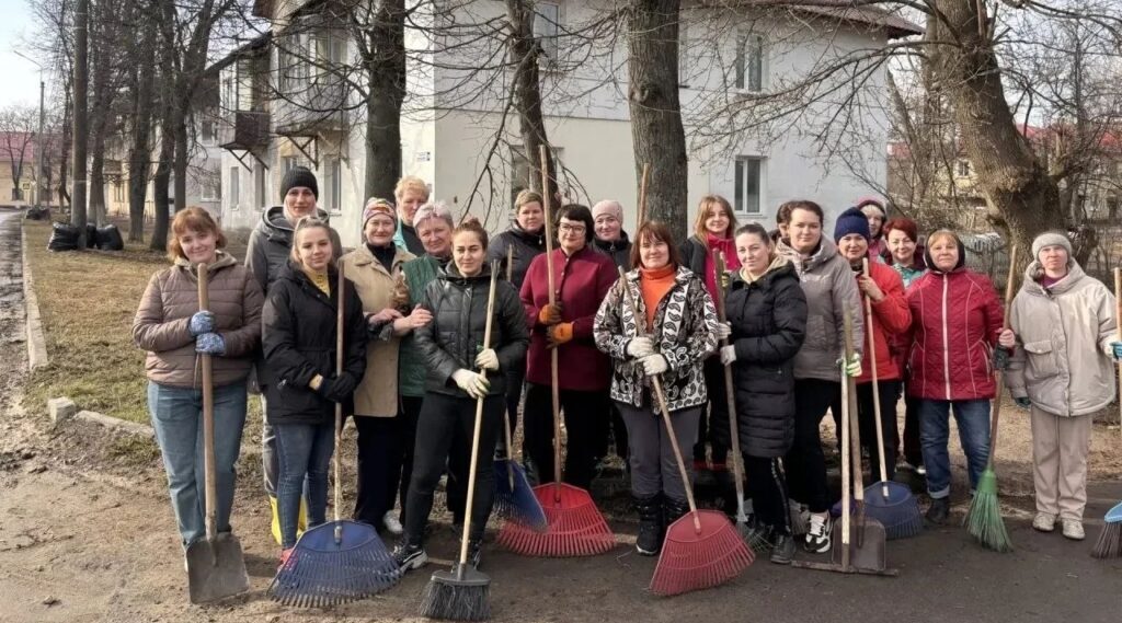 4140 человек приняли участие в первом общегородском субботнике