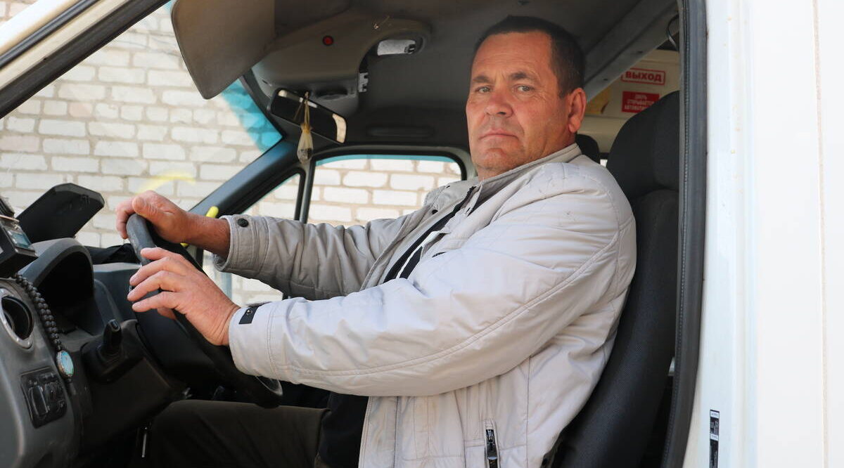 Стародубчанин Сергей Кацуков, рискуя жизнью, спасал людей