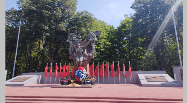 В Брянске капитально отремонтируют участки дорог, ведущие к Воинскому Мемориалу