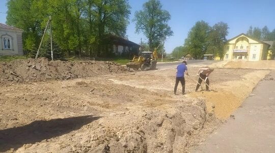 В Клинцовском районе реализуется проект «Обустройство площади «Связь поколений»»