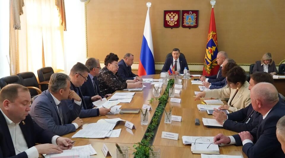 На совещании обсуждали подготовку к летней оздоровительной кампании