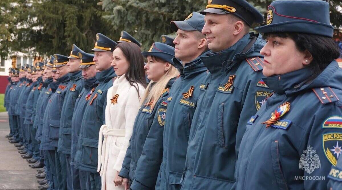 В Главном управлении МЧС по Брянской области состоялось вручение наград