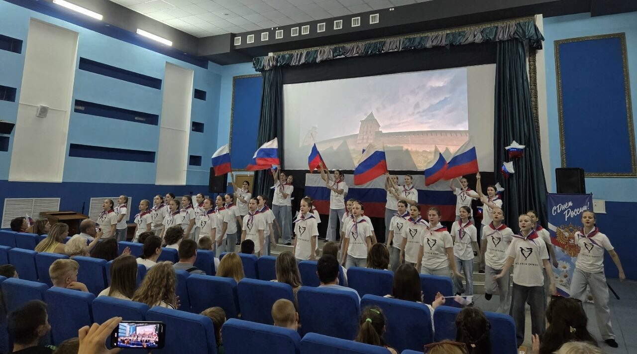 В Сельцо прошел патриотический концерт «Моя Россия — моя страна!»