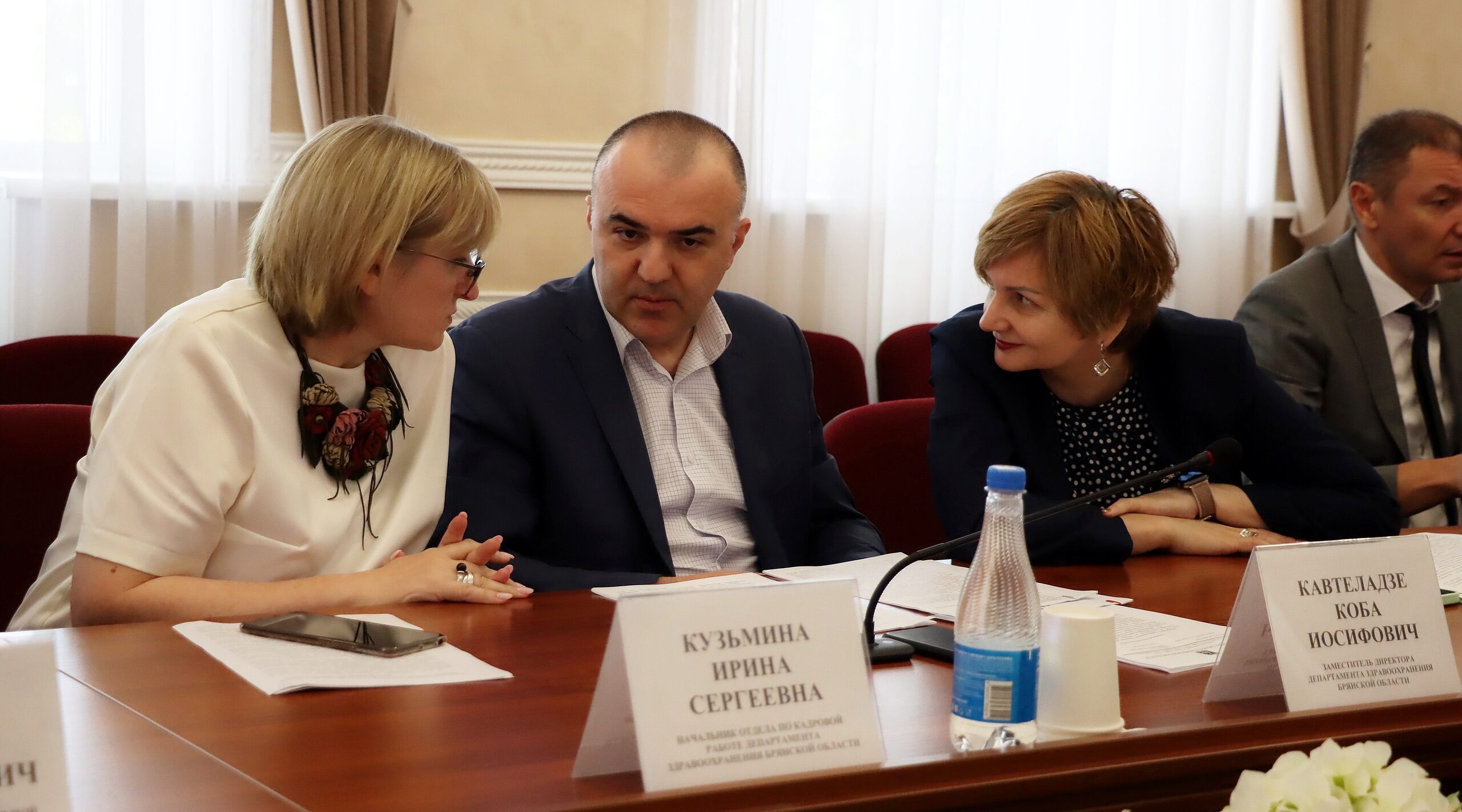 В Брянске состоялось заседание комитета по вопросам социальной политики и здравоохранения
