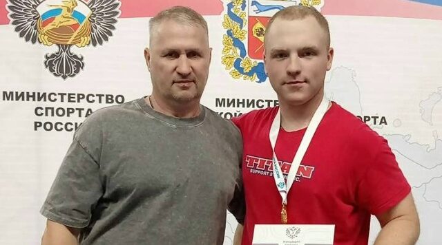 Брянский спортсмен Глеб Цуприков завоевал золото Первенства России по пауэрлифтингу