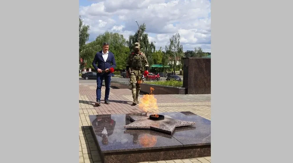 Врио Губернатора Ковальчук познакомился с жизнью прифронтового Климово